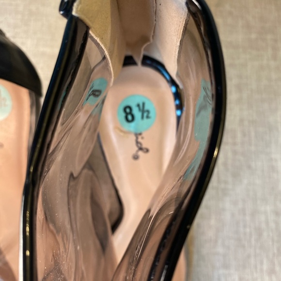 Qupid Clear Plastic/Lucite Booties - Picture 6 of 7